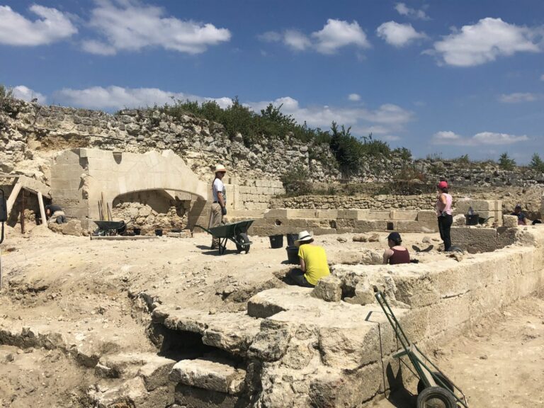 Fouilles_Archeo Fouilles_Archeo