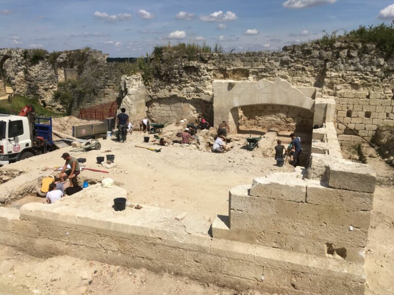 Fouilles_Archeo Fouilles_Archeo
